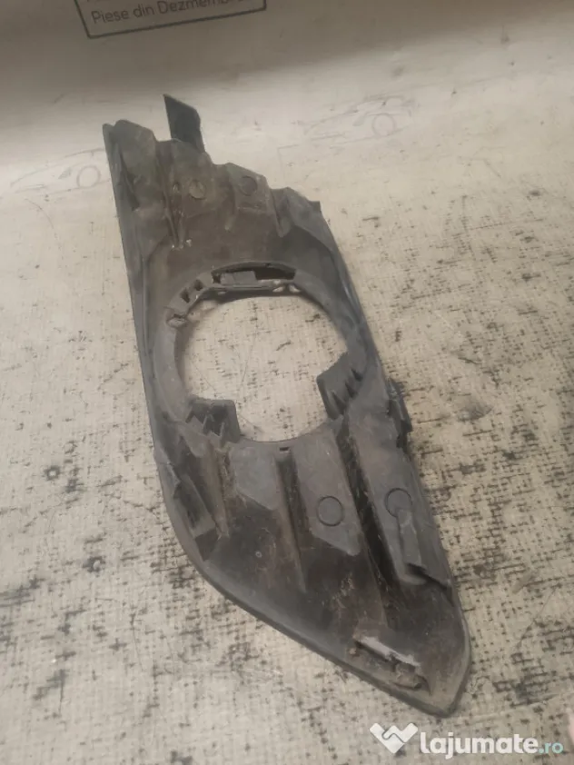 Grila proiector stanga Opel Antara 2012