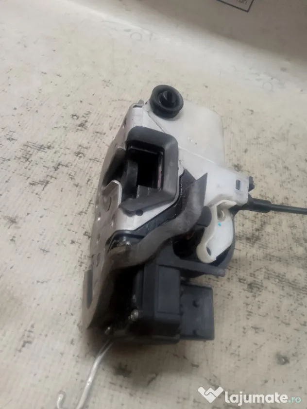 Broasca dreapta spate Opel Astra J Break 2011