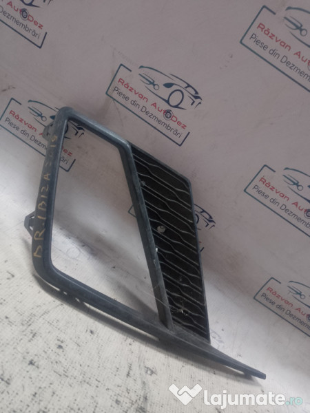 Grila proiector dreapta Seat Ibiza 2018