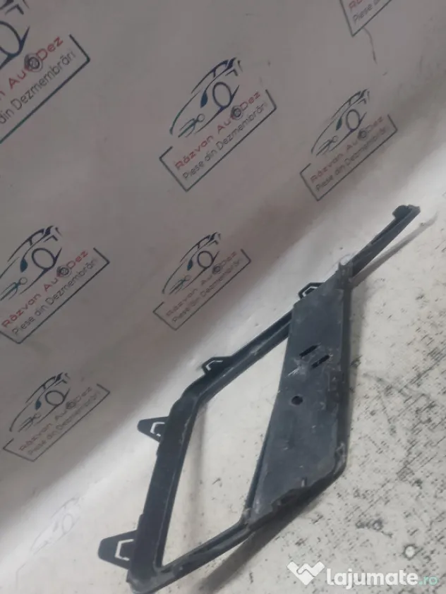 Grila proiector dreapta Seat Ibiza 2018