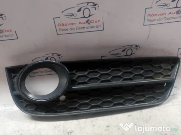 Grila proiector dreapta Audi A5 Cabrio 2012