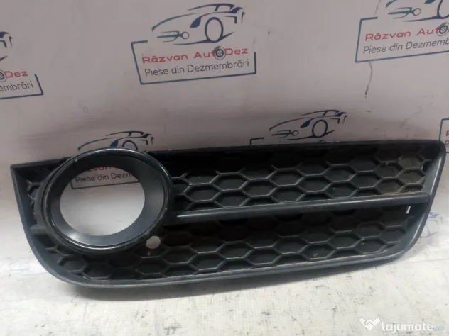 Grila proiector dreapta Audi A5 Cabrio 2012