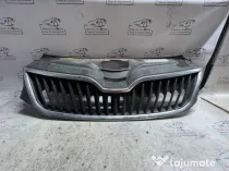 Grila bara fata Skoda RAPID 2014