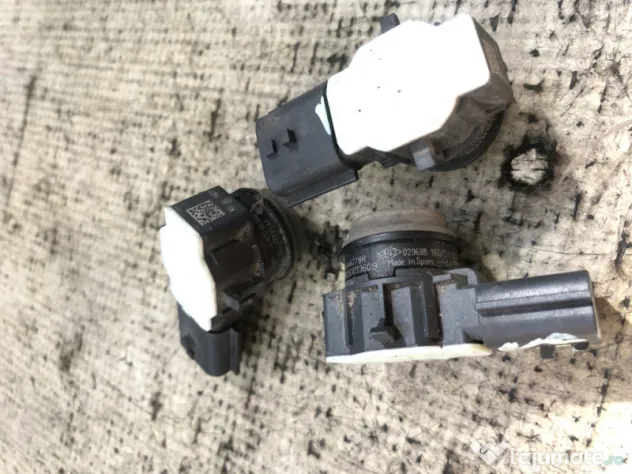 Senzori parcare spate Renault Megane 4 2016