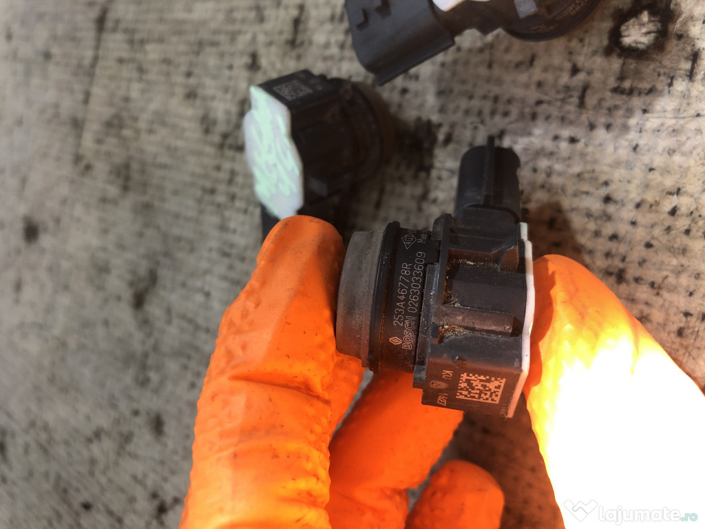 Senzori parcare spate Renault Megane 4 2016