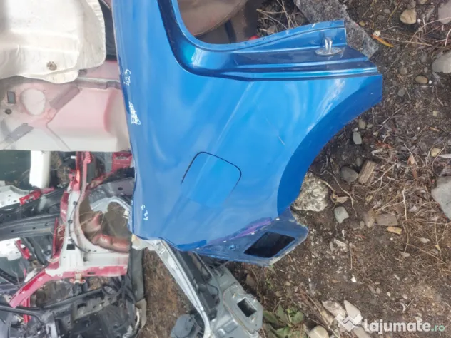 Aripa Dreapta Spate cu Prag Skoda Rapid Berlina 2015