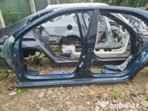 Prag stanga tabla Skoda Rapid Berlina - Benzina 2012