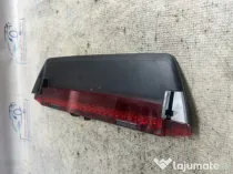 Stop central hayon Volkswagen Passat B8 2015