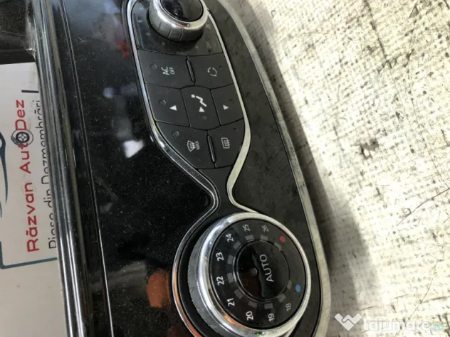 Panou butoane CD Player Renault Captur 1.5 Motorina 2015