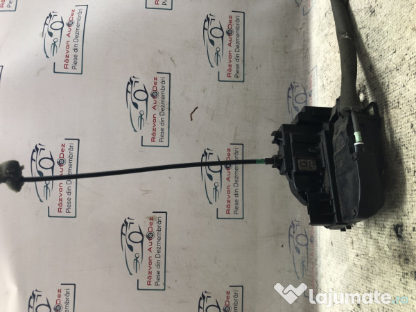 Broasca stanga spate Nissan Qashqai 2012