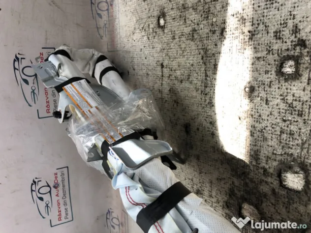 Airbag cortina dreapta Nissan Juke 1.2 Benzina 2018