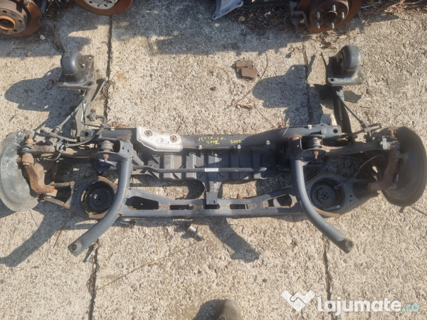 Punte spate Volkswagen Jetta 2012