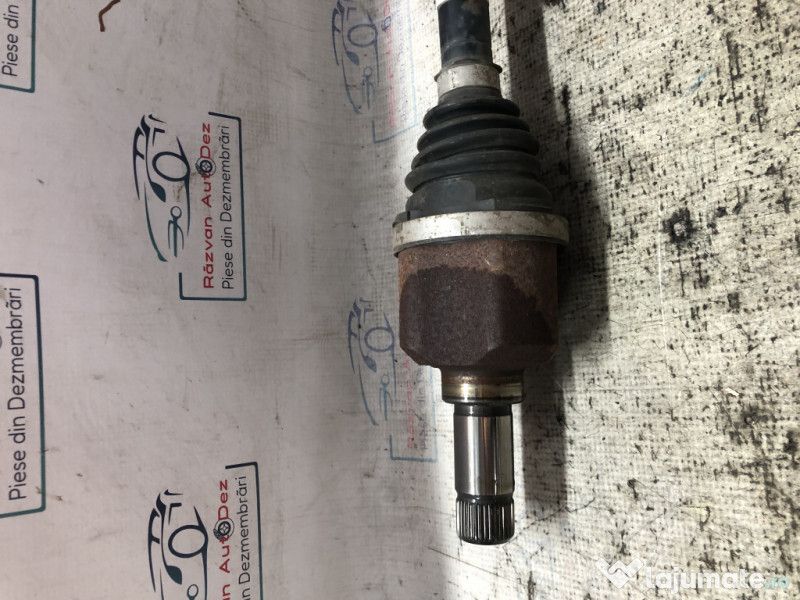Planetara stanga fata Peugeot 3008 2019
