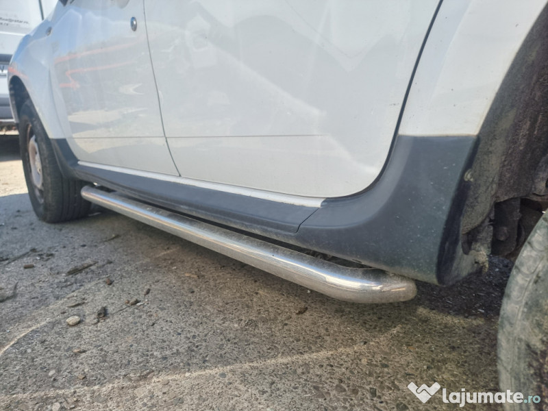 Prag stanga plastic Dacia Duster 2013