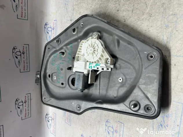 Macara geam stanga spate Skoda Superb 2 Berlina 2010