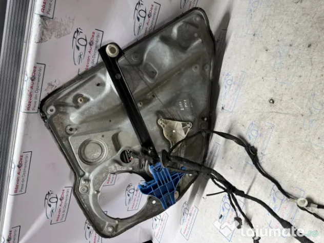 Macara geam stanga spate Volkswagen Bora 2001