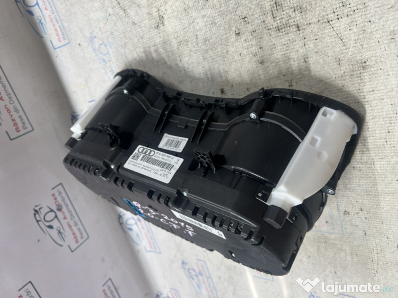 Ceasuri Bord UK Audi Q3 2.0 2015