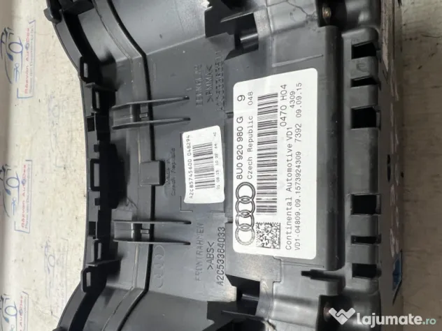 Ceasuri Bord UK Audi Q3 2.0 2015