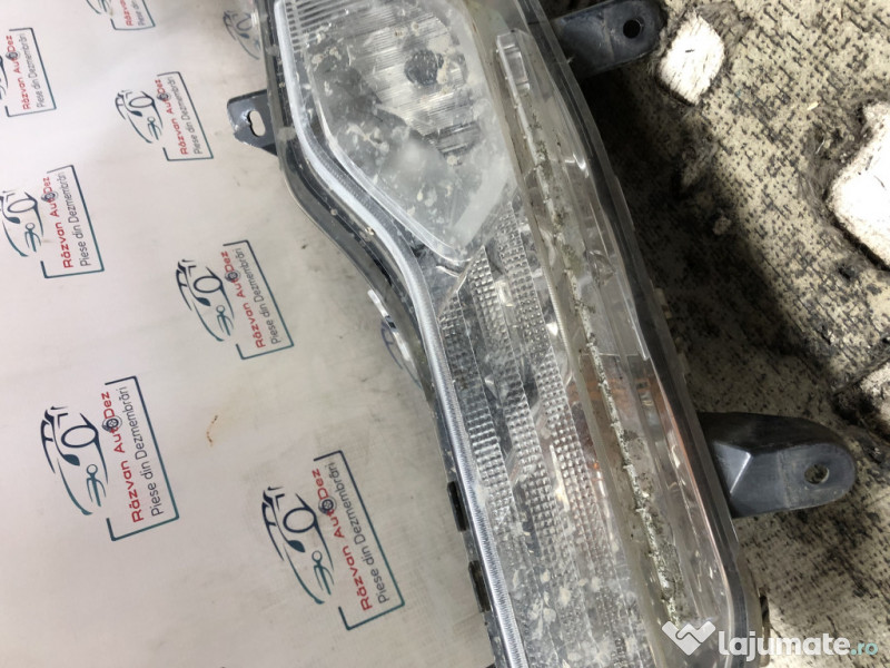 Proiector stanga Ford Kuga 2014