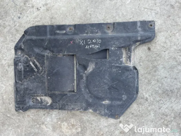 Scut motor plastic BMW X1 2.0 Motorina 2010