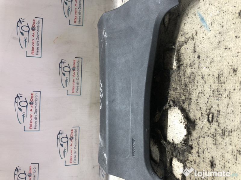 Airbag genunchi Ford B-MAX 1.0 Benzina 2015