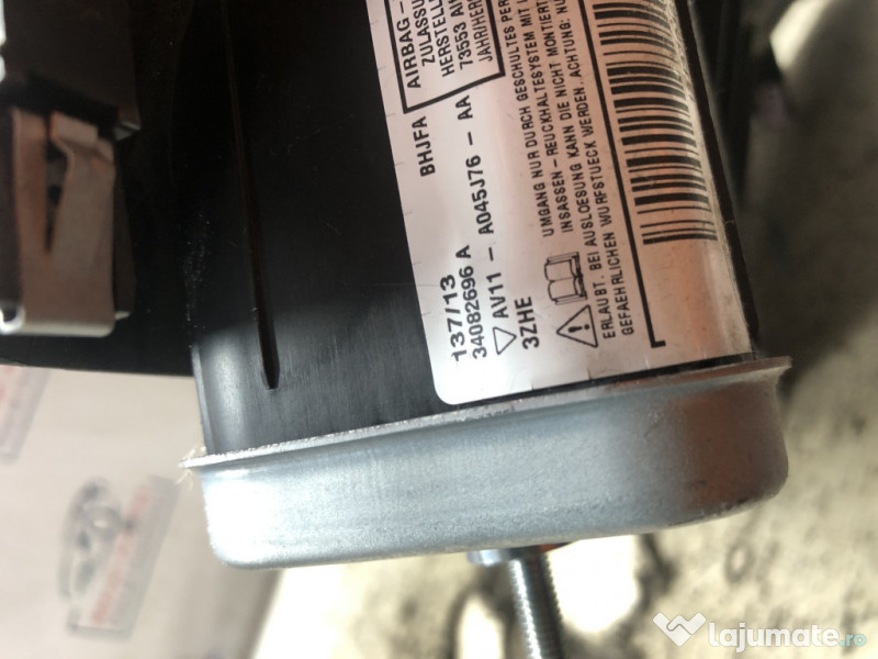 Airbag genunchi Ford B-MAX 1.0 Benzina 2015