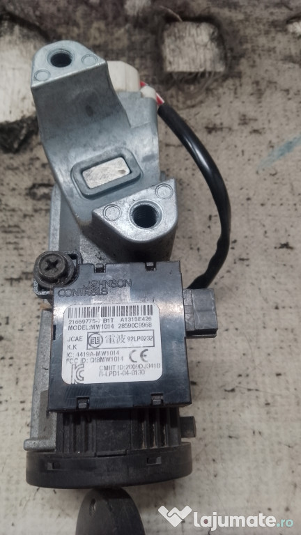 Contact plus cheie Nissan Juke 2012
