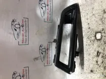 Grila proiector stanga Land Rover Discovery 2017