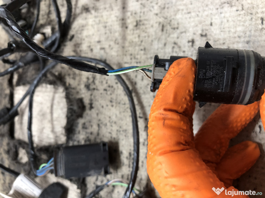 Senzori parcare fata plus instalație BMW Seria 2 F46 2016