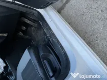 Prag dreapta tabla Volkswagen Jetta 1.6 Motorina 2012