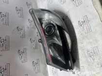 Far stanga Skoda Superb 2 2013