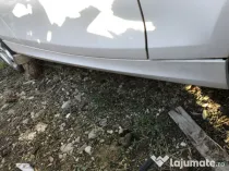 Prag dreapta plastic BMW Seria 1 E88 2012