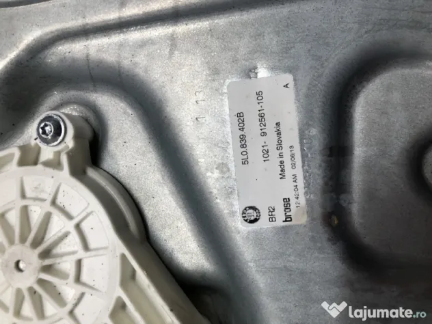 Macara geam dreapta spate Skoda Yeti 2012