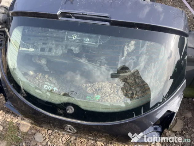 Luneta Renault Megane 2011