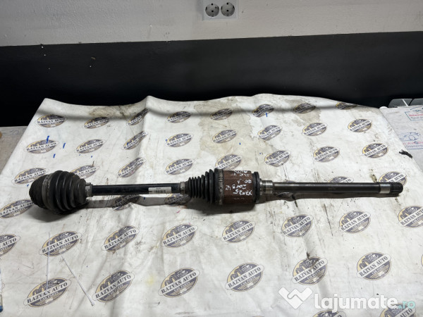 Planetara dreapta fata BMW X3 F25 2.0 Motorina 2013