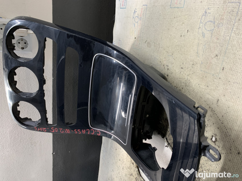 Consola centrala Mercedes C Class W205 - Motorina 2016