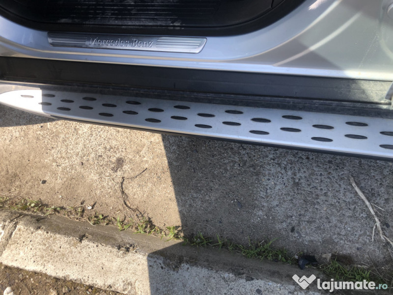 Ornament prag stanga Mercedes GLE 250 2.2 Motorina 2016
