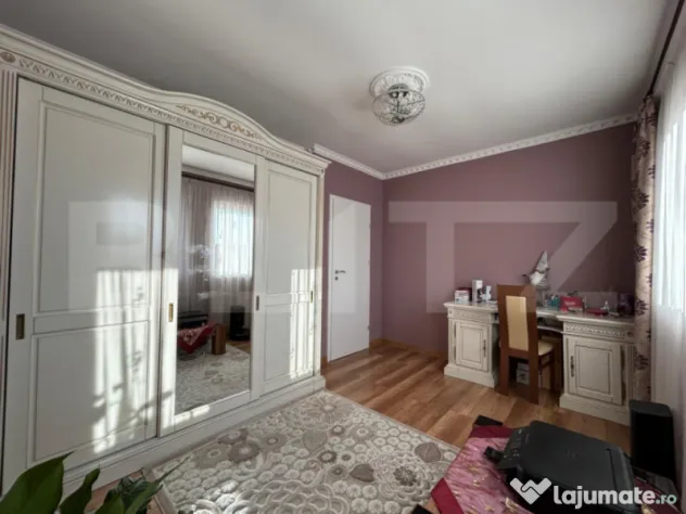 Apartament de vanzare, cu 4 camere, 100 mp, zona Oasului - Cluj-Napoca (Cluj)