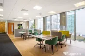 Alăturați-vă unui mediu de co-working cooperativ în Regus Primavera