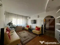 Apartament cu 3 camere, 70 mp, Mircea cel Batran