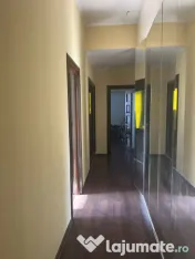 Apartament 3 camere și garaj ultracentral 