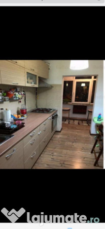 Apartament 3 camere (Frasinet, Vest, 9 Mai)
