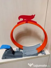 Hot Wheels - 3 piste si Dragon launcher - pret/buc. 