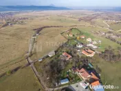 Teren intravilan parcelabil, priveliște spre munți, Soh...