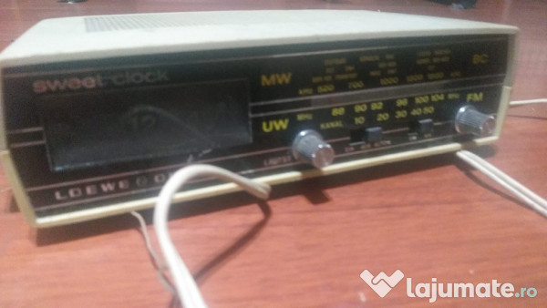 Aparat radio cu ceas retro Sweet-Clock Loewe-(Opta) R199 32009