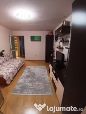 Apartament 2 camere decomandat-zona KM5 