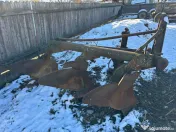 Tractor Universal 445 reconditionat 