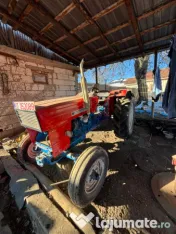 Tractor Universal 445 reconditionat 