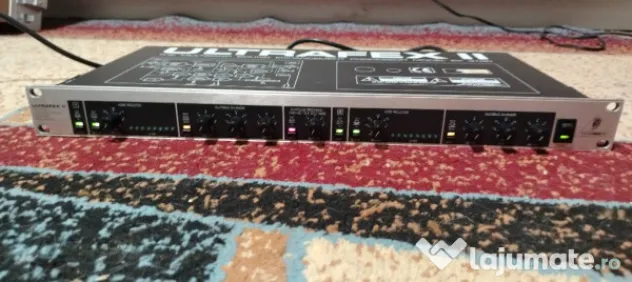 Behringer procesor voce