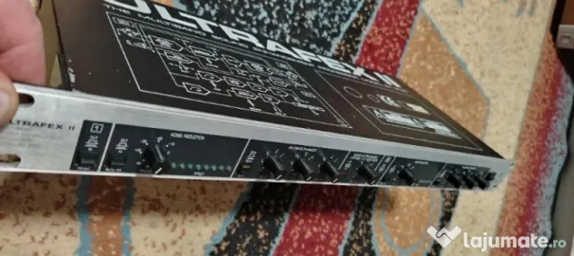 Behringer procesor voce